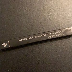 Younique precision dip and draw eyeliner